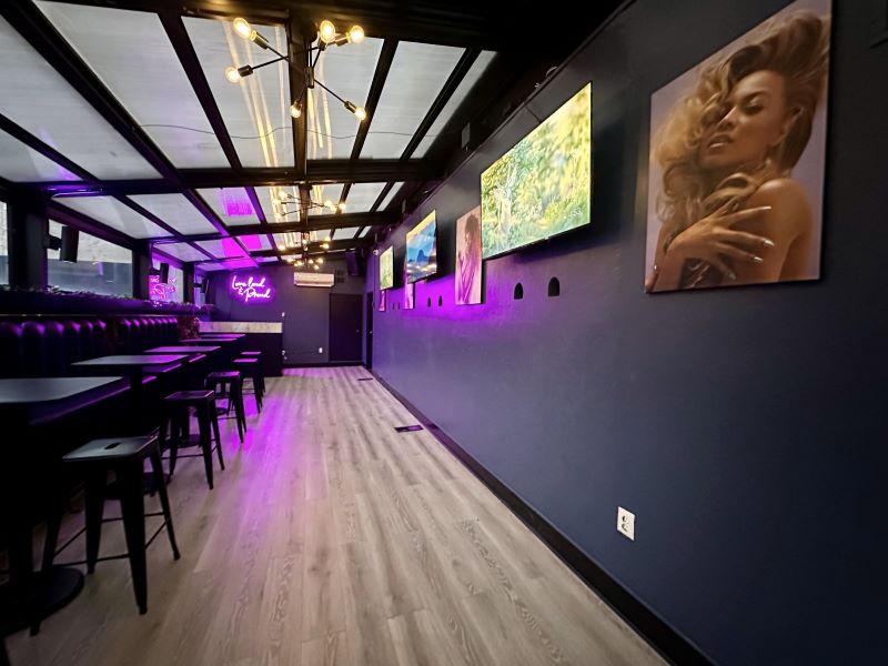 Bar photo 2